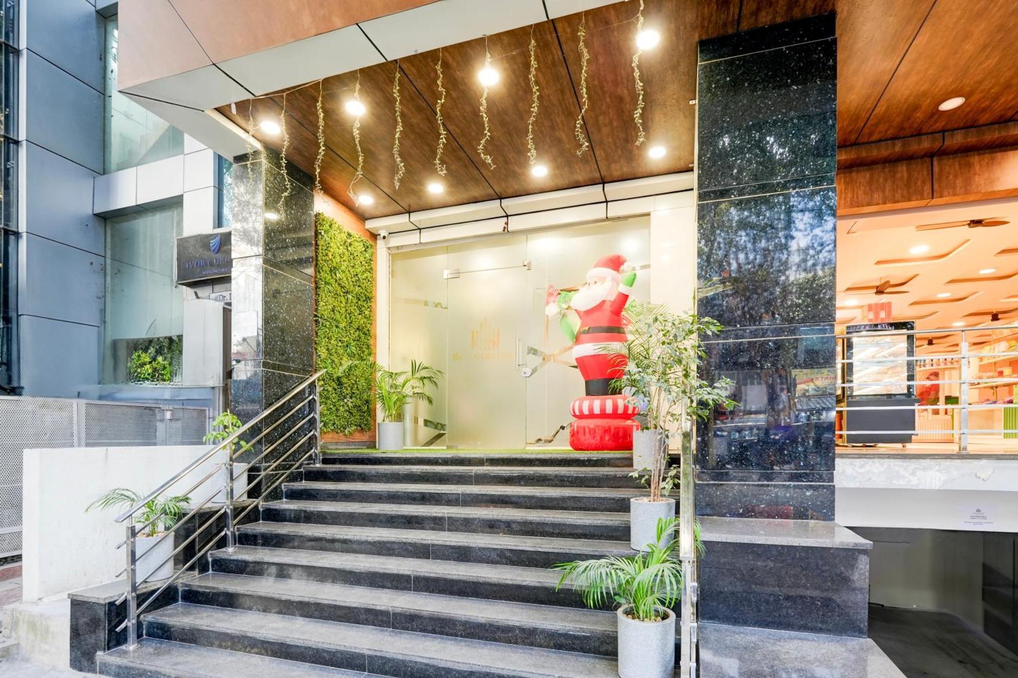 Super Townhouse Oak Aecs Formerly Bangalore Times Exterior photo